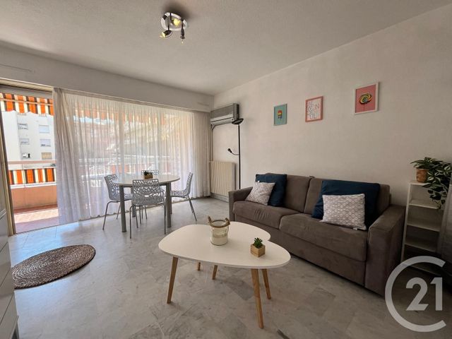 Appartement F1 à louer - 1 pièce - 31.88 m2 - JUAN LES PINS - 06 - PROVENCE-ALPES-COTE-D-AZUR - Century 21 Liberté