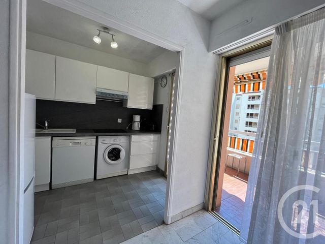 Appartement F1 à louer - 1 pièce - 31.88 m2 - JUAN LES PINS - 06 - PROVENCE-ALPES-COTE-D-AZUR - Century 21 Liberté