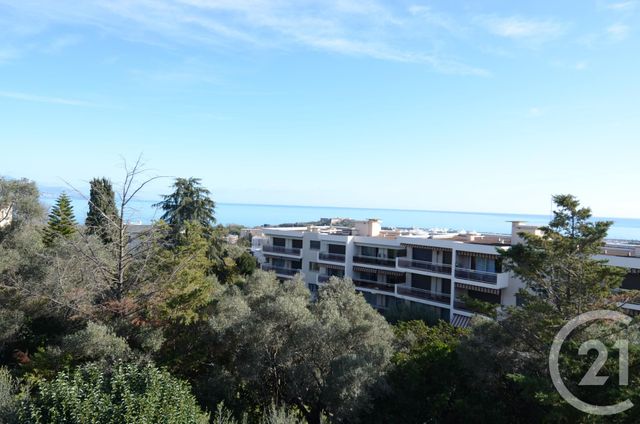 Appartement F2 bis à vendre - 3 pièces - 75.72 m2 - ANTIBES - 06 - PROVENCE-ALPES-COTE-D-AZUR - Century 21 Liberté