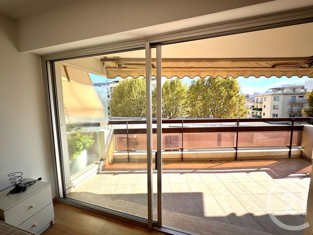 Appartement F4 à vendre - 4 pièces - 87.0 m2 - JUAN LES PINS - 06 - PROVENCE-ALPES-COTE-D-AZUR - Century 21 Liberté