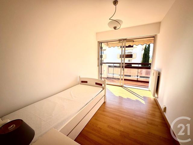 Appartement F4 à vendre - 4 pièces - 87.0 m2 - JUAN LES PINS - 06 - PROVENCE-ALPES-COTE-D-AZUR - Century 21 Liberté