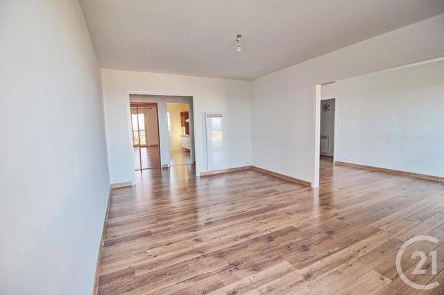 Appartement T4 à louer - 4 pièces - 91.39 m2 - VALLAURIS - 06 - PROVENCE-ALPES-COTE-D-AZUR - Century 21 Liberté