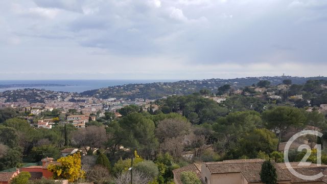 Appartement T4 à louer - 4 pièces - 91.39 m2 - VALLAURIS - 06 - PROVENCE-ALPES-COTE-D-AZUR - Century 21 Liberté