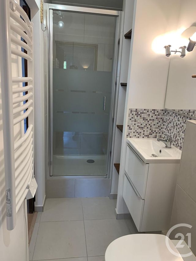 Appartement T2 à louer - 2 pièces - 32.97 m2 - BIOT - 06 - PROVENCE-ALPES-COTE-D-AZUR - Century 21 Liberté