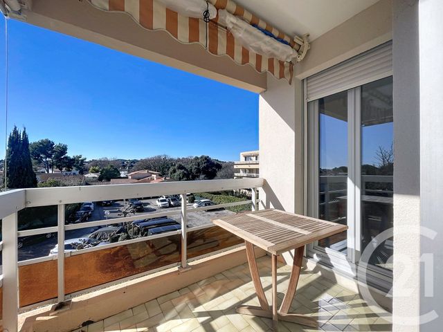 Appartement F3 à vendre - 3 pièces - 62.0 m2 - ANTIBES - 06 - PROVENCE-ALPES-COTE-D-AZUR - Century 21 Liberté