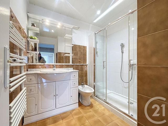 Appartement F3 à vendre - 3 pièces - 67.85 m2 - ANTIBES - 06 - PROVENCE-ALPES-COTE-D-AZUR - Century 21 Liberté