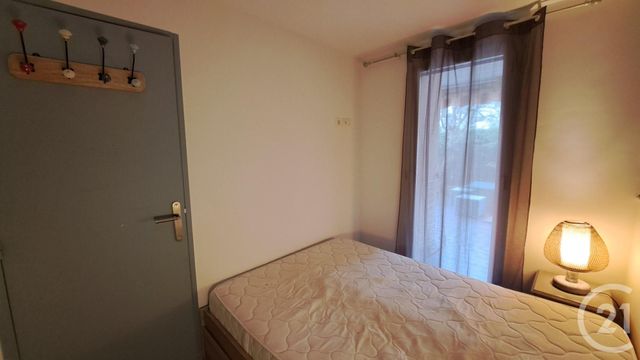 Appartement F1 bis à louer - 2 pièces - 33.3 m2 - MANDELIEU LA NAPOULE - 06 - PROVENCE-ALPES-COTE-D-AZUR - Century 21 Liberté