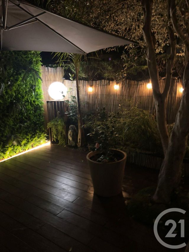 Appartement F1 bis à louer - 2 pièces - 33.3 m2 - MANDELIEU LA NAPOULE - 06 - PROVENCE-ALPES-COTE-D-AZUR - Century 21 Liberté