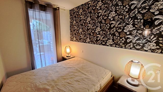 Appartement F1 bis à louer - 2 pièces - 33.3 m2 - MANDELIEU LA NAPOULE - 06 - PROVENCE-ALPES-COTE-D-AZUR - Century 21 Liberté