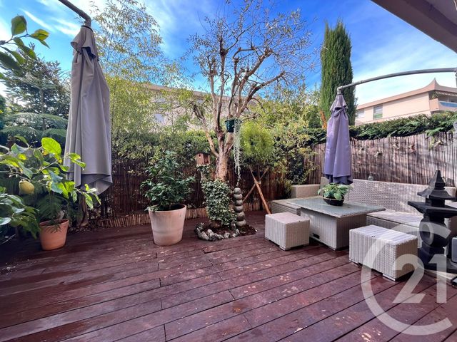 Appartement F1 bis à louer - 2 pièces - 33.3 m2 - MANDELIEU LA NAPOULE - 06 - PROVENCE-ALPES-COTE-D-AZUR - Century 21 Liberté