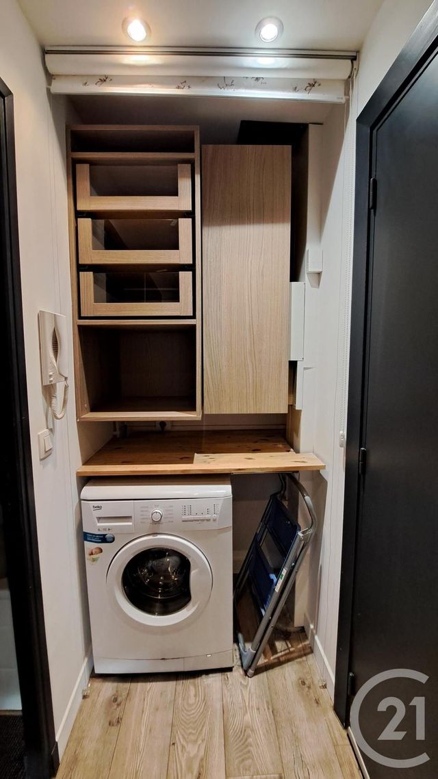 Appartement F1 bis à louer - 2 pièces - 33.3 m2 - MANDELIEU LA NAPOULE - 06 - PROVENCE-ALPES-COTE-D-AZUR - Century 21 Liberté