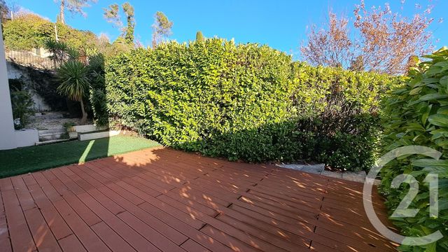 Appartement T3 à louer - 3 pièces - 50.6 m2 - VALBONNE - 06 - PROVENCE-ALPES-COTE-D-AZUR - Century 21 Liberté