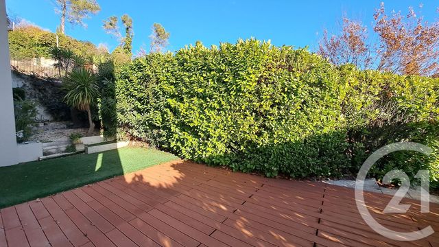 Appartement T3 à louer - 3 pièces - 50.6 m2 - VALBONNE - 06 - PROVENCE-ALPES-COTE-D-AZUR - Century 21 Liberté