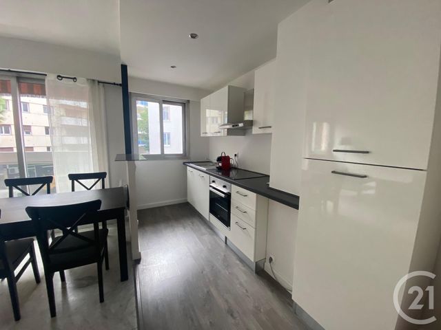 Appartement T2 à louer - 2 pièces - 43.12 m2 - ANTIBES - 06 - PROVENCE-ALPES-COTE-D-AZUR - Century 21 Liberté