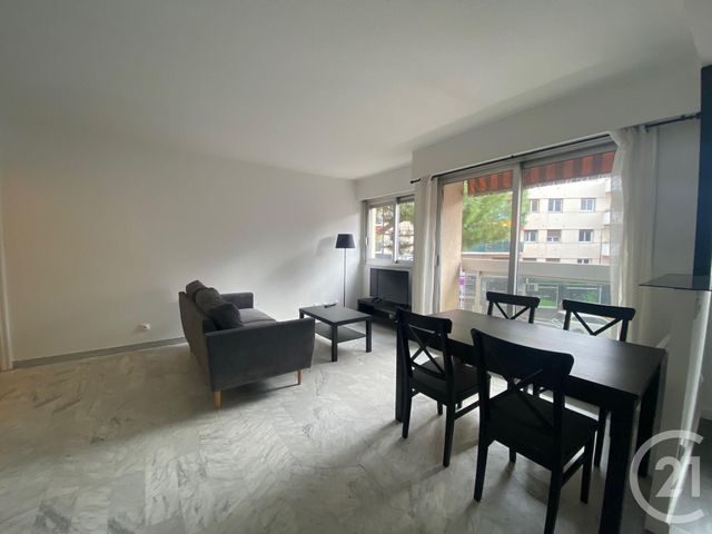 Appartement T2 à louer - 2 pièces - 43.12 m2 - ANTIBES - 06 - PROVENCE-ALPES-COTE-D-AZUR - Century 21 Liberté