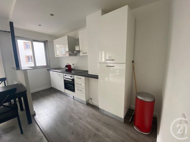 Appartement T2 à louer - 2 pièces - 43.12 m2 - ANTIBES - 06 - PROVENCE-ALPES-COTE-D-AZUR - Century 21 Liberté