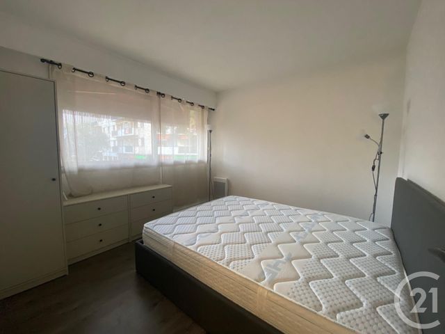 Appartement T2 à louer - 2 pièces - 43.12 m2 - ANTIBES - 06 - PROVENCE-ALPES-COTE-D-AZUR - Century 21 Liberté