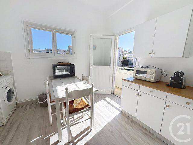 Afficher la photo en grand Appartement F2 à vendre - 2 pièces - 48.0 m2 - JUAN LES PINS - 06 - PROVENCE-ALPES-COTE-D-AZUR - Century 21 Liberté