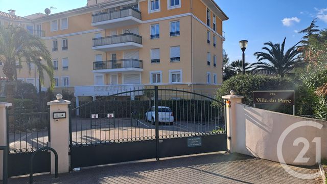 parking à vendre - 13.0 m2 - ANTIBES - 06 - PROVENCE-ALPES-COTE-D-AZUR - Century 21 Liberté