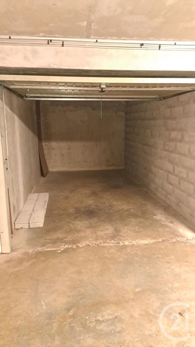 parking à vendre - 13.0 m2 - ANTIBES - 06 - PROVENCE-ALPES-COTE-D-AZUR - Century 21 Liberté