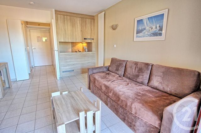 Appartement T2 à louer - 2 pièces - 34.2 m2 - LE GOLFE JUAN - 06 - PROVENCE-ALPES-COTE-D-AZUR - Century 21 Liberté
