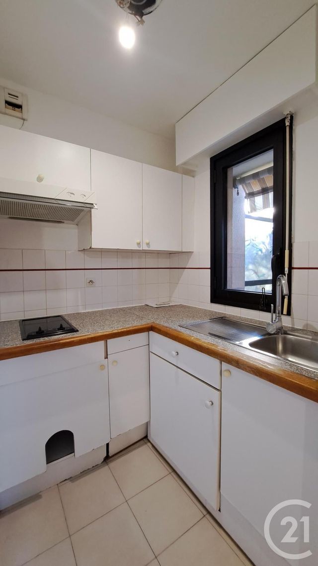 Appartement Studio à louer - 1 pièce - 29.2 m2 - ANTIBES - 06 - PROVENCE-ALPES-COTE-D-AZUR - Century 21 Liberté