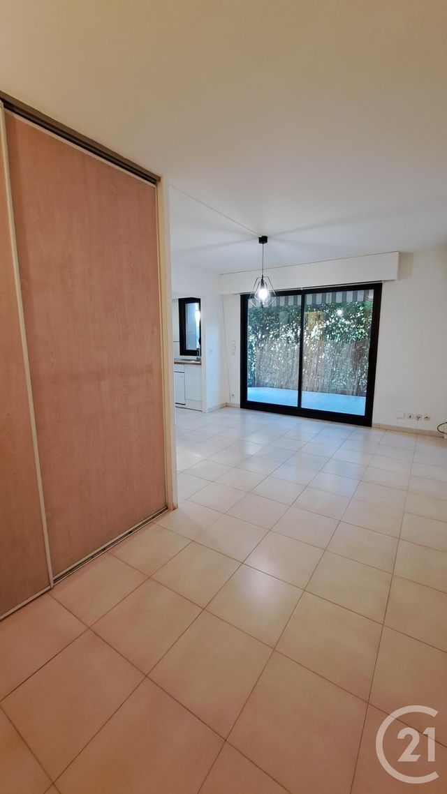 Appartement Studio à louer - 1 pièce - 29.2 m2 - ANTIBES - 06 - PROVENCE-ALPES-COTE-D-AZUR - Century 21 Liberté