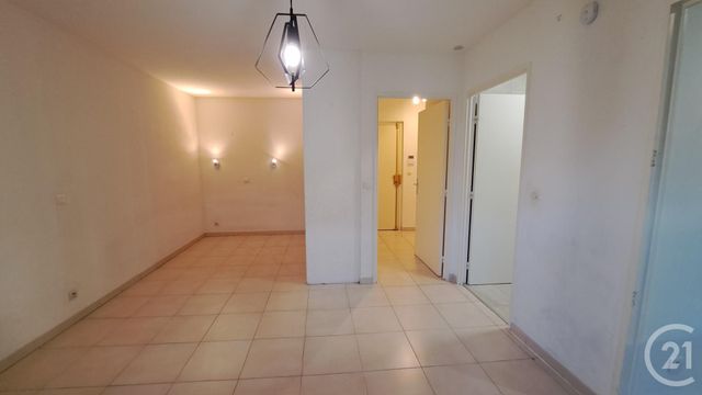 Appartement Studio à louer - 1 pièce - 29.2 m2 - ANTIBES - 06 - PROVENCE-ALPES-COTE-D-AZUR - Century 21 Liberté