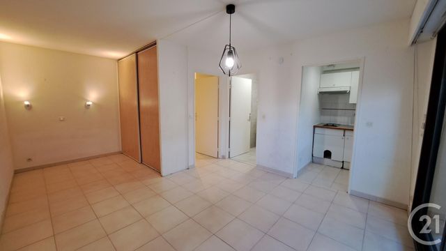 Appartement Studio à louer - 1 pièce - 29.2 m2 - ANTIBES - 06 - PROVENCE-ALPES-COTE-D-AZUR - Century 21 Liberté
