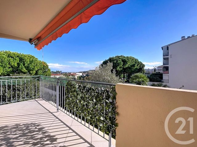 Afficher la photo en grand Appartement F3 à vendre - 3 pièces - 81.0 m2 - ANTIBES - 06 - PROVENCE-ALPES-COTE-D-AZUR - Century 21 Liberté