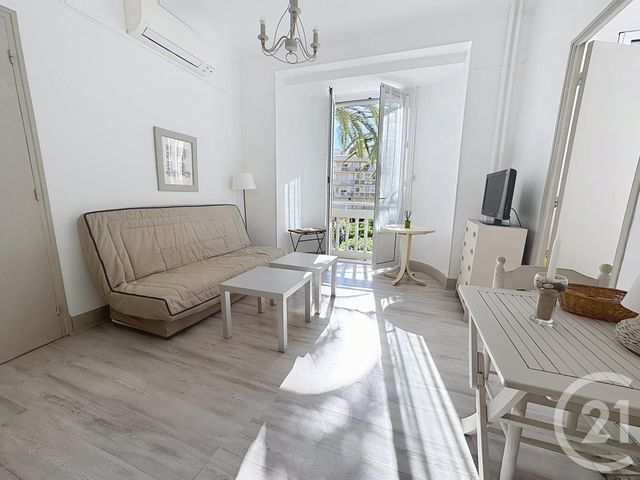 Afficher la photo en grand Appartement F2 à vendre - 2 pièces - 48.0 m2 - JUAN LES PINS - 06 - PROVENCE-ALPES-COTE-D-AZUR - Century 21 Liberté