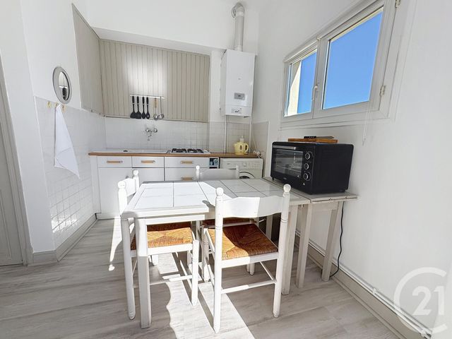 Afficher la photo en grand Appartement F2 à vendre - 2 pièces - 48.0 m2 - JUAN LES PINS - 06 - PROVENCE-ALPES-COTE-D-AZUR - Century 21 Liberté