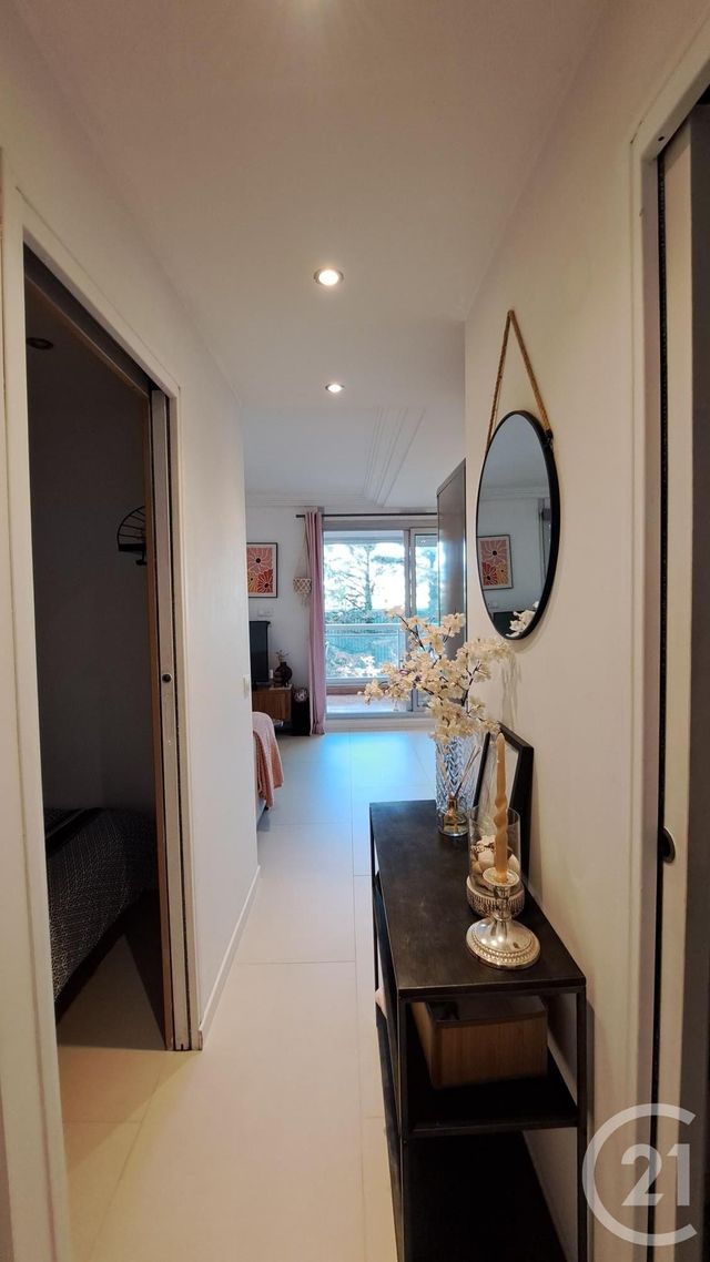 Appartement T2 à louer - 2 pièces - 29.35 m2 - ANTIBES - 06 - PROVENCE-ALPES-COTE-D-AZUR - Century 21 Liberté