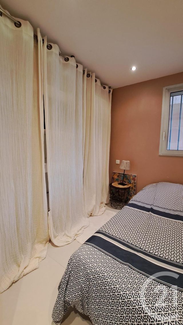 Appartement T2 à louer - 2 pièces - 29.35 m2 - ANTIBES - 06 - PROVENCE-ALPES-COTE-D-AZUR - Century 21 Liberté