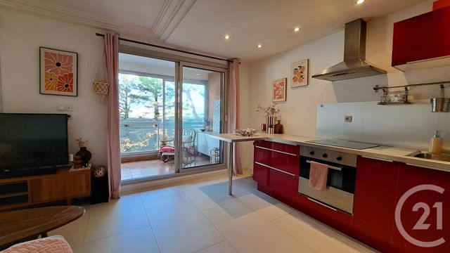 Appartement T2 à louer - 2 pièces - 29.35 m2 - ANTIBES - 06 - PROVENCE-ALPES-COTE-D-AZUR - Century 21 Liberté