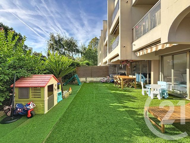 Appartement F3 à vendre - 3 pièces - 85.56 m2 - ANTIBES - 06 - PROVENCE-ALPES-COTE-D-AZUR - Century 21 Liberté