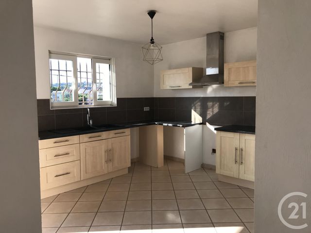 Appartement T4 à louer - 4 pièces - 82.4 m2 - ANTIBES - 06 - PROVENCE-ALPES-COTE-D-AZUR - Century 21 Liberté