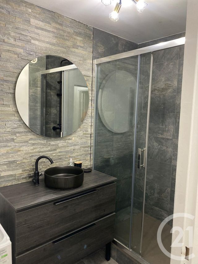 Appartement F2 à louer - 2 pièces - 49.74 m2 - LE GOLFE JUAN - 06 - PROVENCE-ALPES-COTE-D-AZUR - Century 21 Liberté