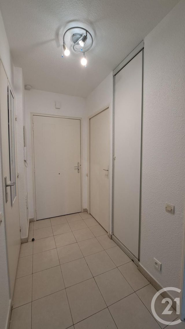 Appartement T2 à louer - 2 pièces - 29.23 m2 - JUAN LES PINS - 06 - PROVENCE-ALPES-COTE-D-AZUR - Century 21 Liberté