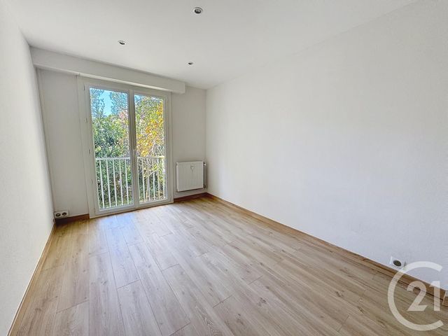 Appartement F3 à vendre - 3 pièces - 68.08 m2 - ANTIBES - 06 - PROVENCE-ALPES-COTE-D-AZUR - Century 21 Liberté