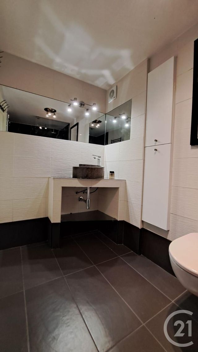 Appartement T2 à louer - 2 pièces - 40.19 m2 - ANTIBES - 06 - PROVENCE-ALPES-COTE-D-AZUR - Century 21 Liberté