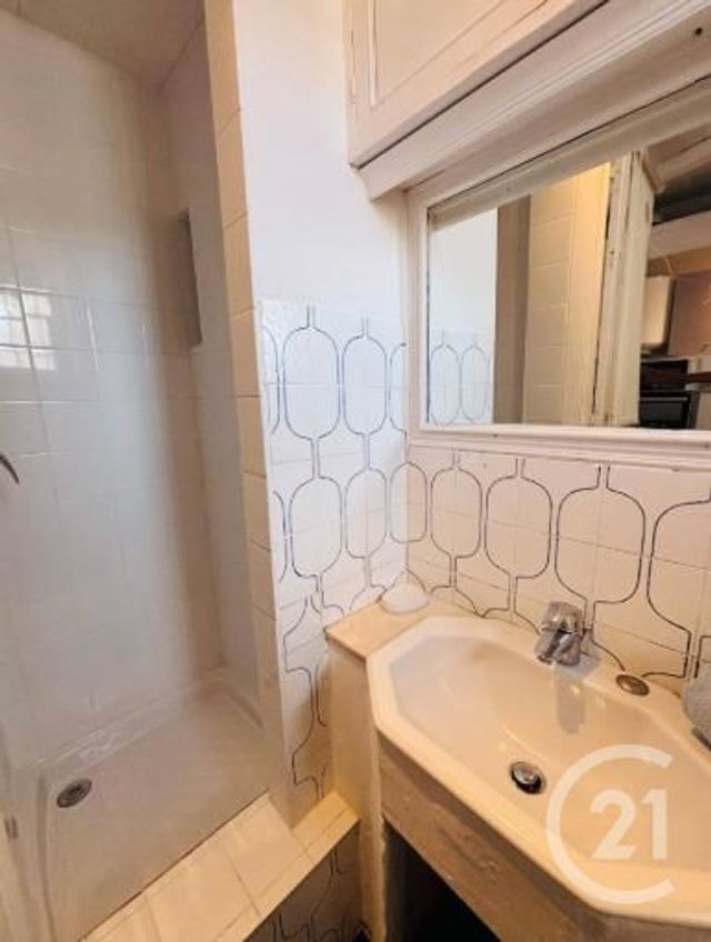 Appartement F1 à louer - 1 pièce - 22.15 m2 - JUAN LES PINS - 06 - PROVENCE-ALPES-COTE-D-AZUR - Century 21 Liberté