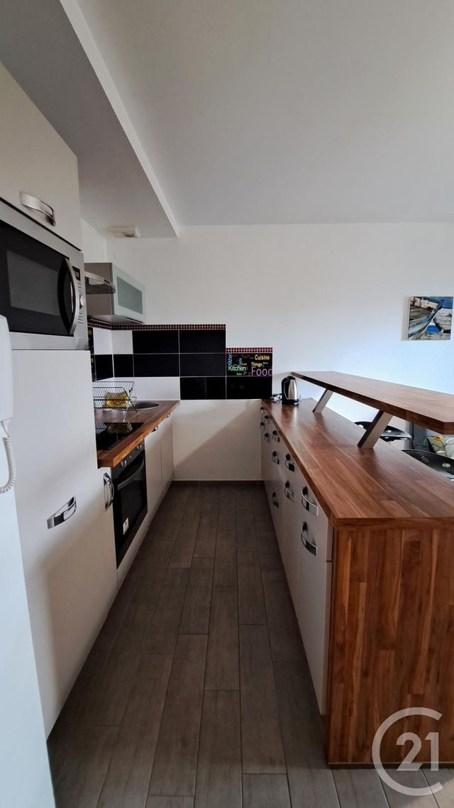 Appartement T2 à louer - 2 pièces - 34.32 m2 - LE GOLFE JUAN - 06 - PROVENCE-ALPES-COTE-D-AZUR - Century 21 Liberté