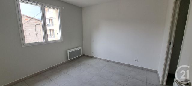 Appartement T2 à louer - 2 pièces - 46.94 m2 - VALLAURIS - 06 - PROVENCE-ALPES-COTE-D-AZUR - Century 21 Liberté