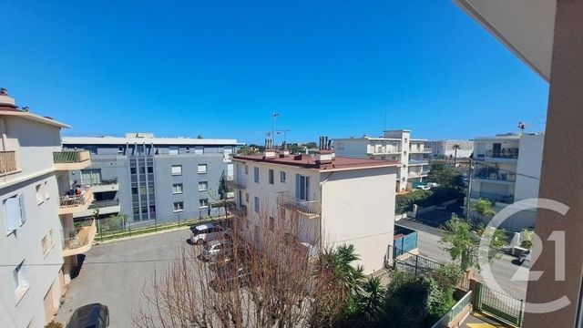 Appartement T2 à louer - 2 pièces - 44.2 m2 - ANTIBES - 06 - PROVENCE-ALPES-COTE-D-AZUR - Century 21 Liberté