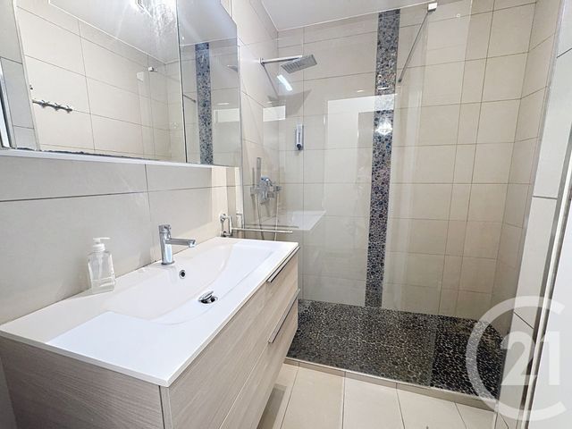 Appartement F2 à vendre - 2 pièces - 62.0 m2 - JUAN LES PINS - 06 - PROVENCE-ALPES-COTE-D-AZUR - Century 21 Liberté