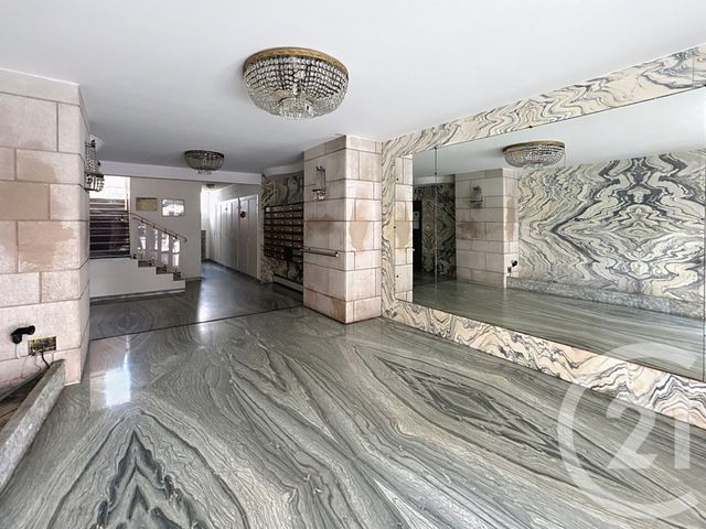 Appartement F2 à vendre - 2 pièces - 62.0 m2 - JUAN LES PINS - 06 - PROVENCE-ALPES-COTE-D-AZUR - Century 21 Liberté