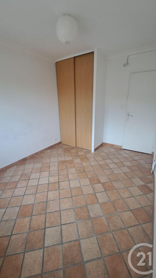 Appartement T3 à louer - 3 pièces - 63.29 m2 - VALLAURIS - 06 - PROVENCE-ALPES-COTE-D-AZUR - Century 21 Liberté