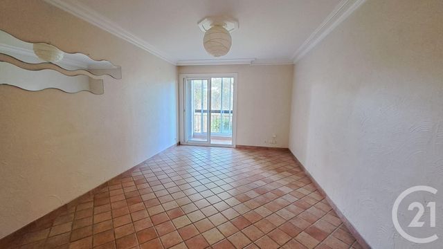 Appartement T3 à louer - 3 pièces - 63.29 m2 - VALLAURIS - 06 - PROVENCE-ALPES-COTE-D-AZUR - Century 21 Liberté