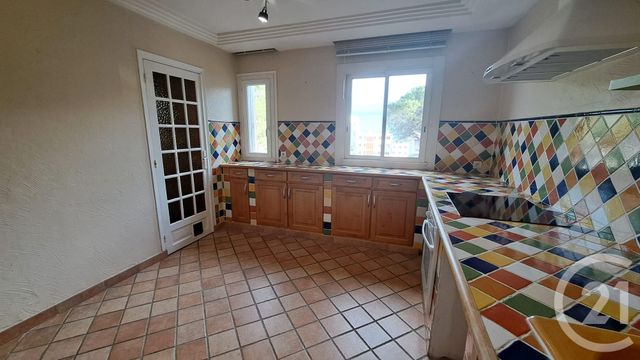 Appartement T3 à louer - 3 pièces - 63.29 m2 - VALLAURIS - 06 - PROVENCE-ALPES-COTE-D-AZUR - Century 21 Liberté